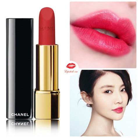 Chanel la malicieuse red velvet